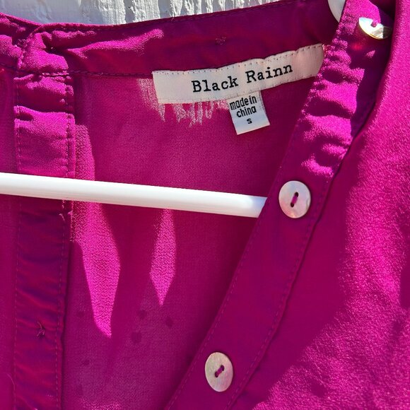 Black Rainn Sheer Blouse - Picture 5 of 5